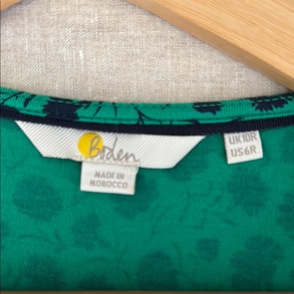Boden Jersey Green Patterned Dress - image 3